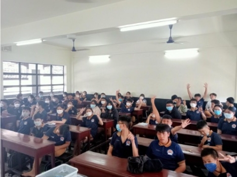 Sinh hoạt chuyên đề tại trường Bùi Thị Xuân – Biên Hòa 